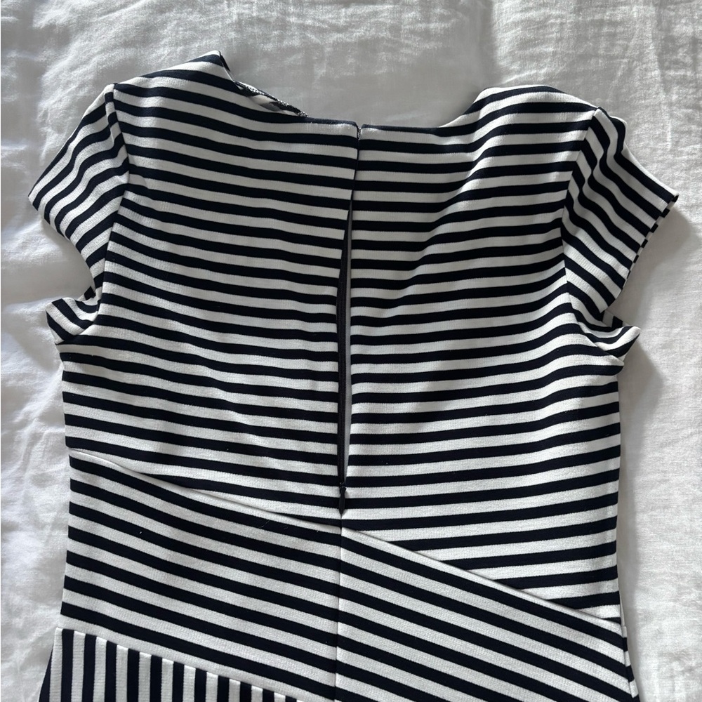 Banana Republic Black and White Striped Midi Dress - Picture 4 of 4